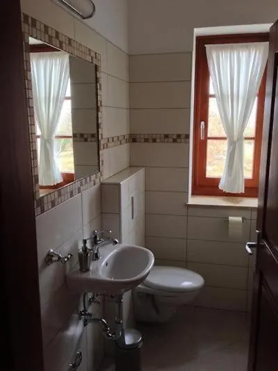 그로즈냔 Steinhaus Mit Pool Bei Grosznjan 빌라 펜션